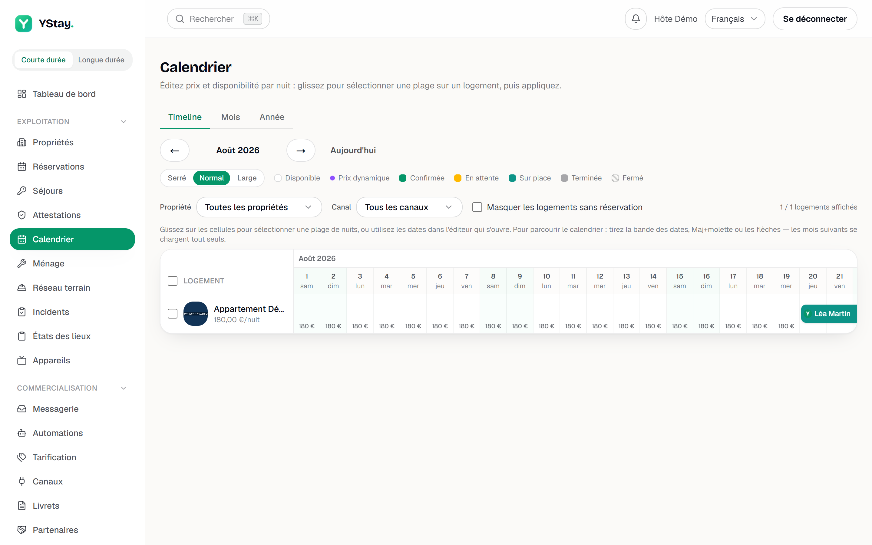 La vue Timeline du calendrier : les barres de réservation colorées par statut et la légende.